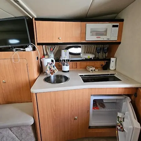 Boat Speedboat O Thor Botel *