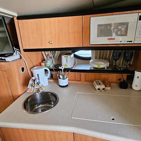 船屋 Boat Speedboat O Thor Lisboa